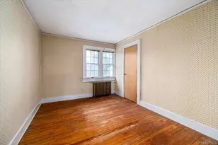 60 Ogston Terrace, Malverne, NY 11565 - Photo 16