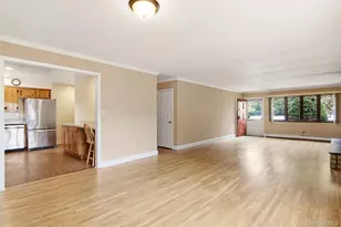439 9th St, West Babylon, NY 11704 - Photo 8