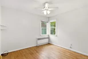 439 9th St, West Babylon, NY 11704 - Photo 16
