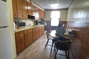 70-36 65th St, Ridgewood, NY 11385 - Photo 14