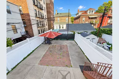 1660 Jarvis Avenue, Bronx, NY 10461 - Photo 32