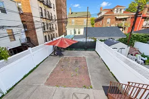 1660 Jarvis Ave, Bronx, NY 10461 - Photo 32