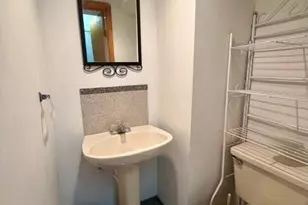392 Coleridge St, Levittown, NY 11756 - Photo 22