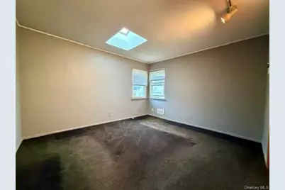 392 Coleridge Street, Levittown, NY 11756 - Photo 18