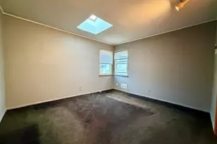 392 Coleridge St, Levittown, NY 11756 - Photo 18