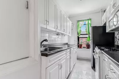 78-14 Austin Street #3-F, Forest Hills, NY 11375 - Photo 6