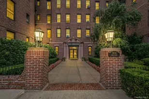 78-14 Austin St, Forest Hills, NY 11375 - Photo 14