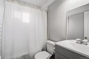 78 Robert St, Freeport, NY 11520 - Photo 12