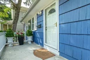 19 Elm St, Greenvale, NY 11548 - Photo 4