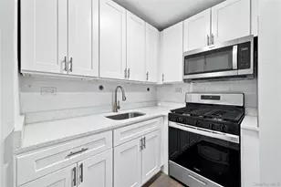 164-20 Highland Ave, Jamaica, NY 11432 - Photo 4