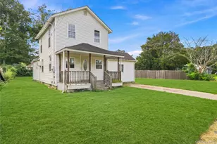 420 Taylor Ave, Patchogue, NY 11772 - Photo 2