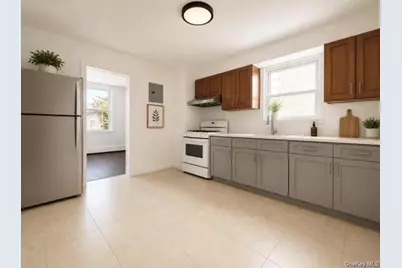 5712 Xenia St, Corona, NY 11368 - Photo 4