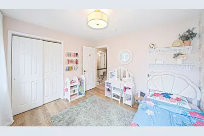 7 Hewlett Avenue, Patchogue, NY 11772 - Photo 16