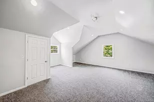 7 Hewlett Ave, Patchogue, NY 11772 - Photo 18
