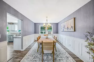 7 Hewlett Ave, Patchogue, NY 11772 - Photo 6