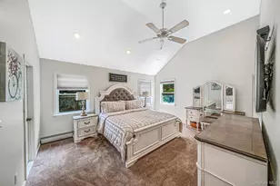 7 Hewlett Ave, Patchogue, NY 11772 - Photo 12