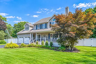 7 Hewlett Avenue, Patchogue, NY 11772 - Photo 24
