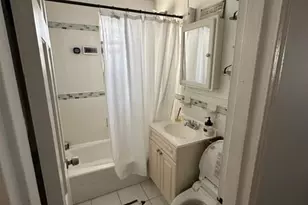 131-11 Kew Gardens Rd, Richmond Hill, NY 11418 - Photo 22