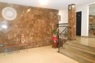 131-11 Kew Gardens Rd, Richmond Hill, NY 11418 - Photo 6