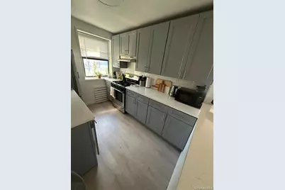 131-11 Kew Gardens Road #1O, Richmond Hill, NY 11418 - Photo 16