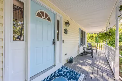 7 Holly Lane, Port Jefferson, NY 11777 - Photo 4