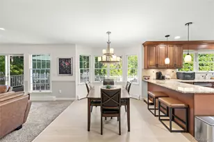 7 Holly Ln, Port Jefferson, NY 11777 - Photo 12