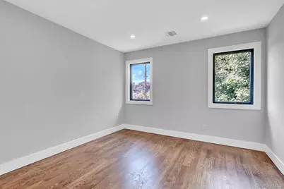 1370 Noel Court, Merrick, NY 11566 - Photo 24