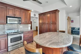 96 McCulloch Dr, Dix Hills, NY 11746 - Photo 20