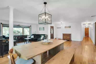 96 McCulloch Drive, Dix Hills, NY 11746 - Photo 14