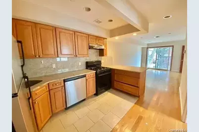 4035 191st Street #3, Flushing, NY 11358 - Photo 2
