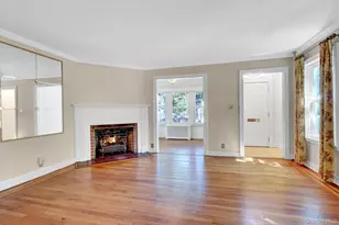 77 Elton Rd, Garden City, NY 11530 - Photo 10