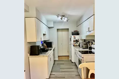10 Oakwood Terrace #115, New Windsor, NY 12553 - Photo 2