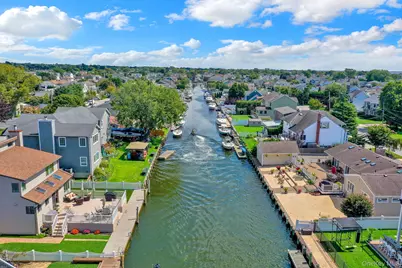 12 Jetmore Place, Massapequa, NY 11758 - Photo 4