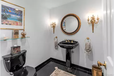 4 Ariana Court, Oyster Bay, NY 11771 - Photo 6