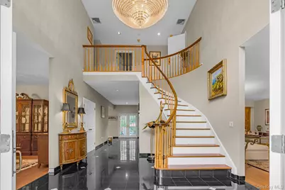 4 Ariana Court, Oyster Bay, NY 11771 - Photo 4