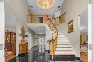 4 Ariana Ct, Oyster Bay, NY 11771 - Photo 4