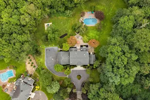 4 Ariana Ct, Oyster Bay, NY 11771 - Photo 44