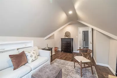 934 Hancock Street, Franklin Square, NY 11010 - Photo 16