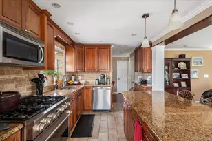 15 E Lincoln Ave, Massapequa, NY 11758 - Photo 12