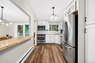 23 Howard Avenue, Valhalla, NY 10595 - Photo 22