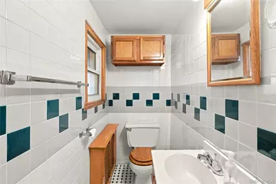 9413 108th Street, Richmond Hill, NY 11419 - Photo 8