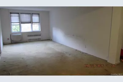 4 Sadore Lane #7J, Yonkers, NY 10710 - Photo 4