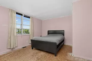 219 Admiral Ln, Bronx, NY 10473 - Photo 36