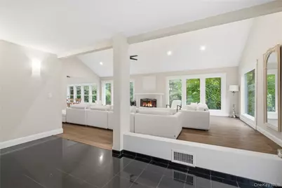 8 Target Rock Road, Lloyd Harbor, NY 11743 - Photo 4