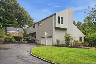 8 Target Rock Rd, Lloyd Harbor, NY 11743 - Photo 30