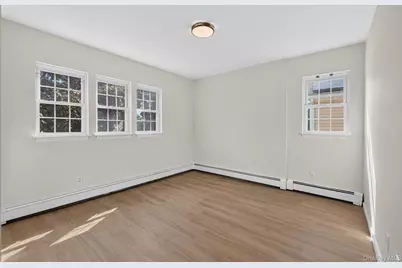 8548 257th Street, Floral Park, NY 11001 - Photo 24