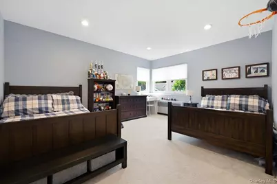 3 Maplewood Lane, East Hills, NY 11576 - Photo 14