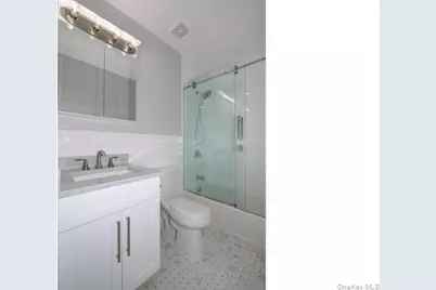 105 Overton Avenue #H, Sayville, NY 11782 - Photo 8