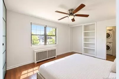 69-46 138th St #B, Kew Gardens, NY 11367 - Photo 4