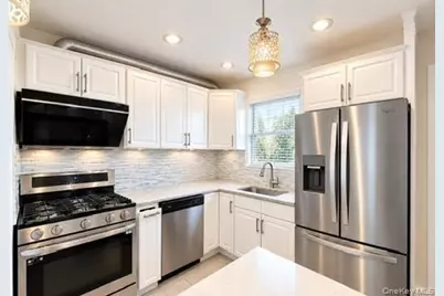 69-46 138th St #B, Kew Gardens, NY 11367 - Photo 10